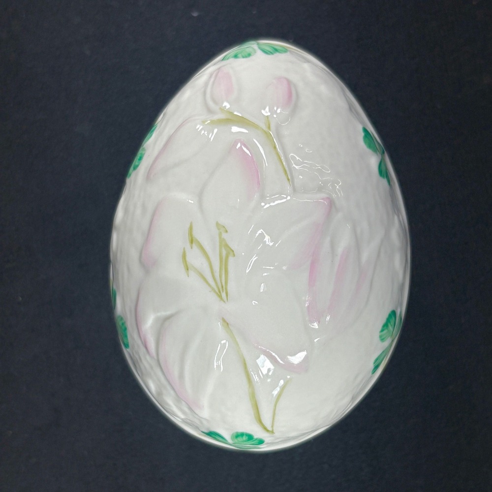 Vintage Belleek Trinket Box Pink Lily and Green‎ Shamrocks